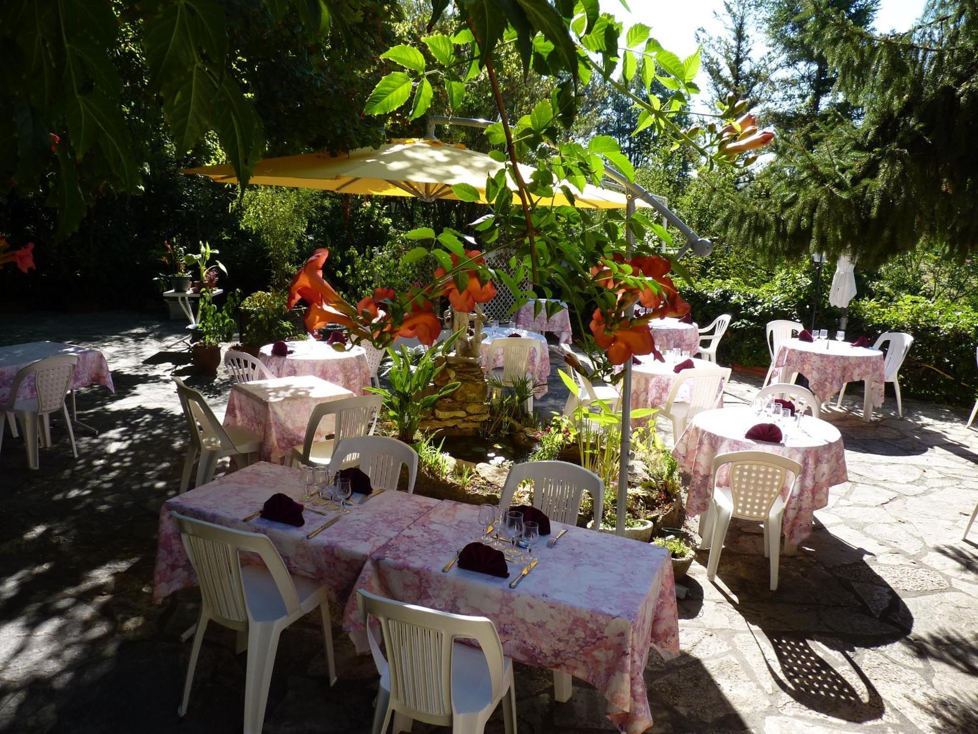 Le Petit Chaperon Rouge Hotel Coux-et-Bigaroque-Mouzens Екстериор снимка